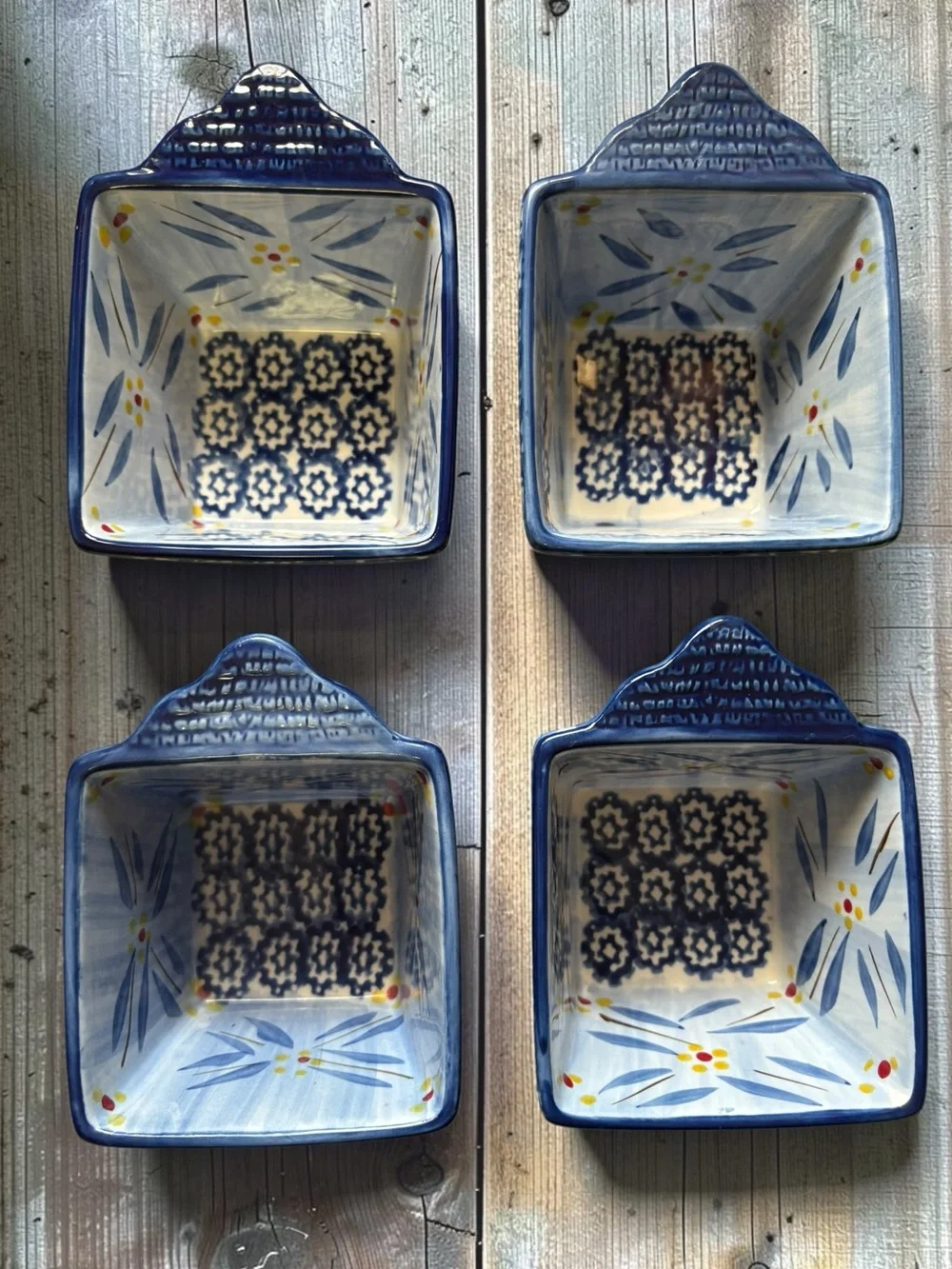 Temp-tations Old World Blue 10 oz Square Ramekin Bowls Set of 4 w/ Lids